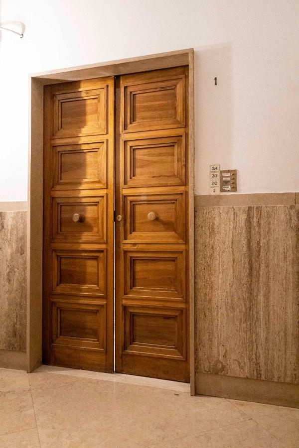 Relax Suite Nazario Bolonia Exterior foto